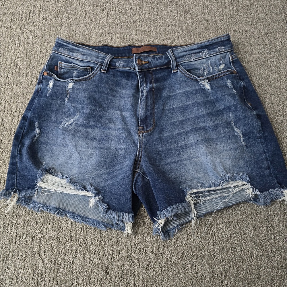 Judy Blue 2XL Distressed Denim Shorts Raw Frayed Hem Stretch Plus Size